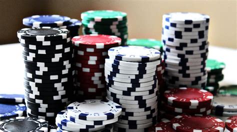 A Casa De Fichas De Poker Do Sistema De Ponto