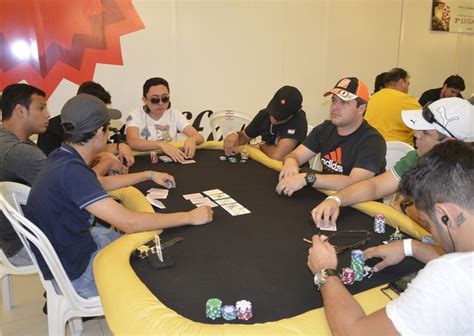 Havana Noites Torneio De Poker