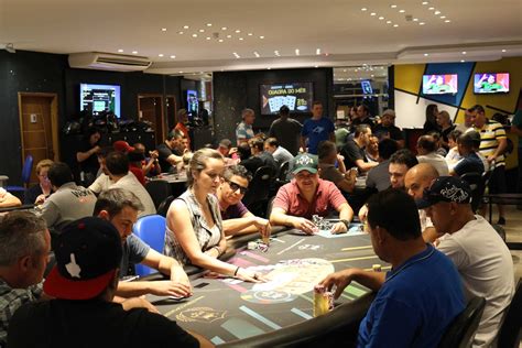 Ponto Clube De Poker 44